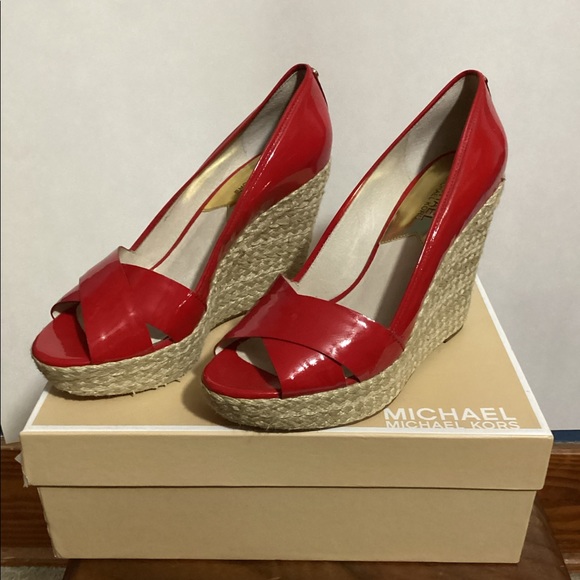 Michael Kors Open Toe Sandal Wedge SZ 9.5 - Picture 1 of 2